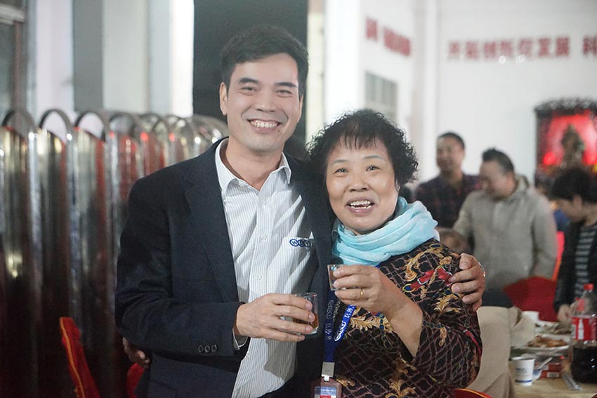 好色先生TV传媒家宴